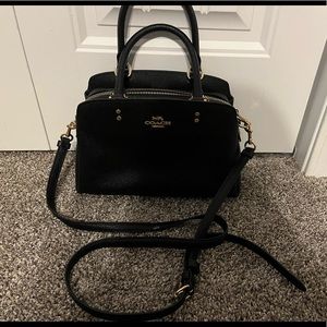 Mini Lillie Carryall Coach